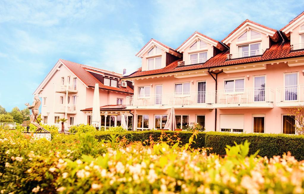 Sporthotel Schoenblick Meersburg Exterior foto